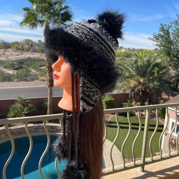 Hat - Picture 5 of 8